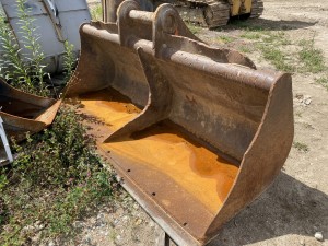 Łyżka skarpowa sztywna 2400mm