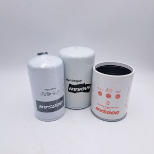 Zestaw filtrów 500 / 1500 mth /DX140W-5/DX160W-5/DX170W-5/DX190W-5/DX210W-5/DX225LC-5/DX235LCR-5 SILNIK DOOSAN/DX255LC-5